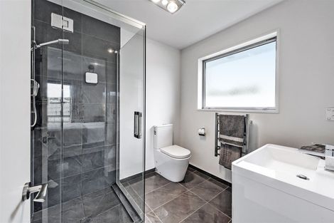 Photo of property in 52a Lewis Crescent, Rolleston, 7614