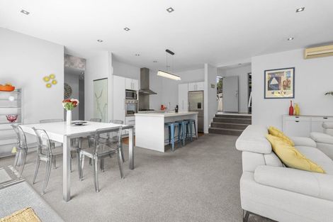 Photo of property in 20a Antonia Place, Bell Block, New Plymouth, 4312