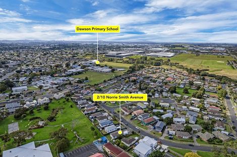 Photo of property in 2/10 Norrie Smith Avenue, Flat Bush, Auckland, 2023