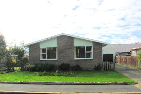 Photo of property in 77 Carlyle Road, Mosgiel, 9024