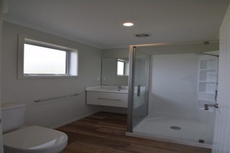 Photo of property in 3 Tapuhikura Street, Waikanae, 5036