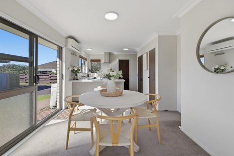 Photo of property in 37 Ridge Street, Otumoetai, Tauranga, 3110