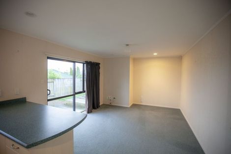 Photo of property in 21 Logan Way, Kelvin Grove, Palmerston North, 4414
