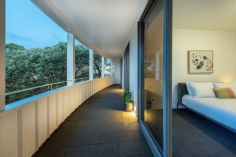 Photo of property in 33a Stanley Point Road, Stanley Point, Auckland, 0624