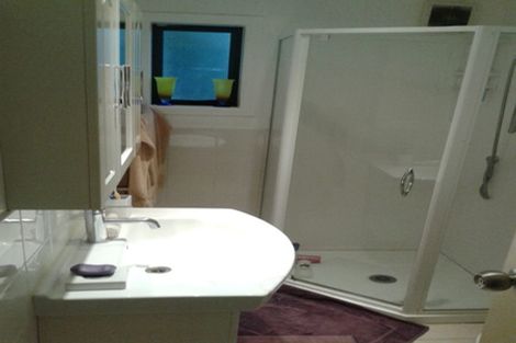 Photo of property in 3 Oswald Crescent, Paparangi, Wellington, 6037