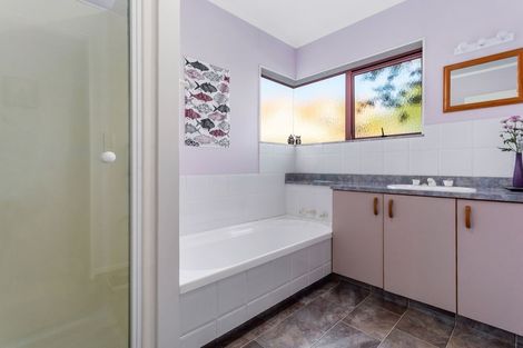 Photo of property in 14 Appleby Rise, Whakatane, 3120