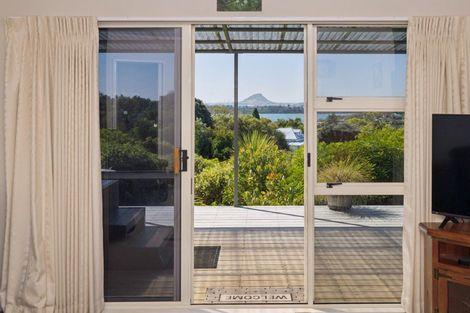 Photo of property in 91 Waikite Road, Welcome Bay, Tauranga, 3175