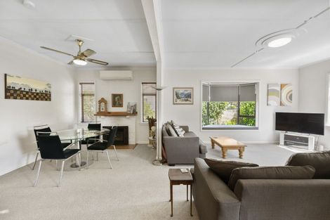 Photo of property in 18 Logan Avenue, Marewa, Napier, 4110