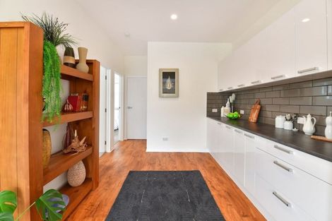 Photo of property in 877 Whangaparaoa Road, Manly, Whangaparaoa, 0930