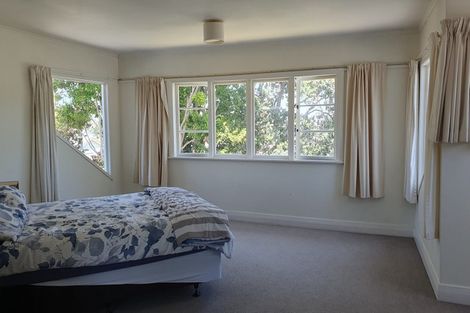 Photo of property in 70 Norwood Road, Bayswater, Auckland, 0622