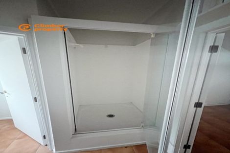 Photo of property in 15 Clearview Heights, Ranui, Auckland, 0612