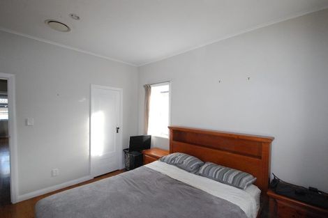 Photo of property in 69 Waiwhetu Road, Waterloo, Lower Hutt, 5011