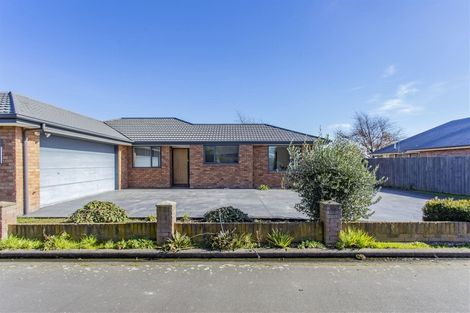 Photo of property in 16 Wyber Place, Kaiapoi, 7630