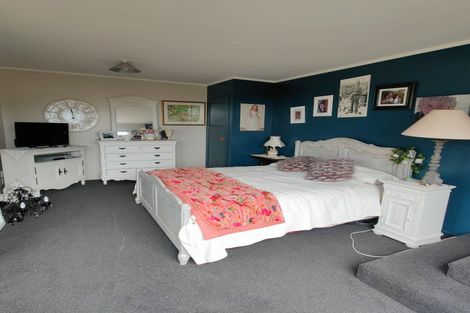 Photo of property in 15 Puriri Place, Tuateawa, Coromandel, 3583