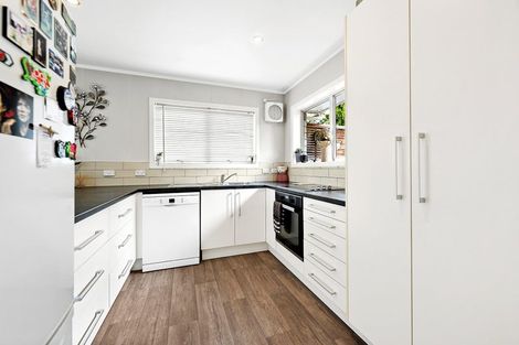 Photo of property in 3a Bellwood Place, Chartwell, Hamilton, 3210