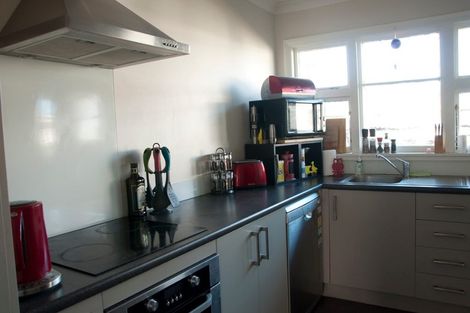 Photo of property in 17b Bradshaw Terrace, Riccarton, Christchurch, 8011