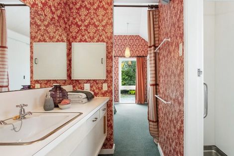 Photo of property in 30 Bryndwr Road, Fendalton, Christchurch, 8052