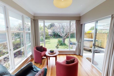 Photo of property in 42 Read Street, Levin, 5510