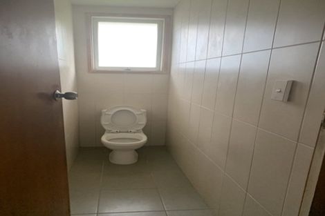 Photo of property in 12 Ennis Avenue, Pakuranga Heights, Auckland, 2010