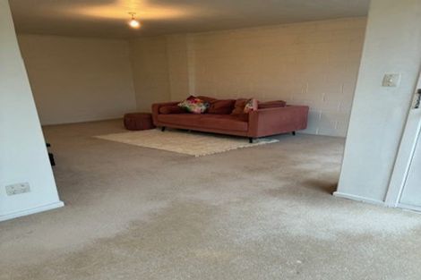 Photo of property in 2/3 Kowhai Street, Eastbourne, Lower Hutt, 5013