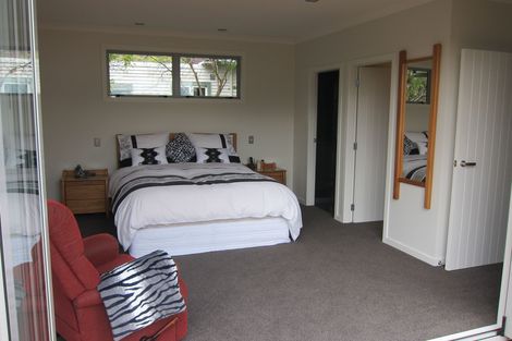 Photo of property in 35 Union Street, Hokowhitu, Palmerston North, 4410