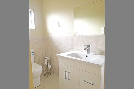 Photo of property in 130 Puhinui Road, Papatoetoe, Auckland, 2104