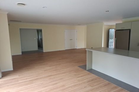 Photo of property in 8a Norfolk Drive, Cambridge, 3434