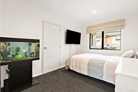 Photo of property in 26 Cape Vista Crescent, Pukekohe, 2120