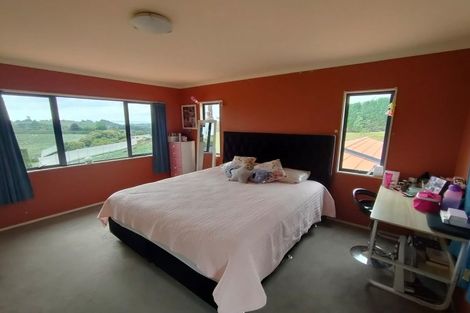 Photo of property in 6 Woodland Road, Johnsonville, Wellington, 6037