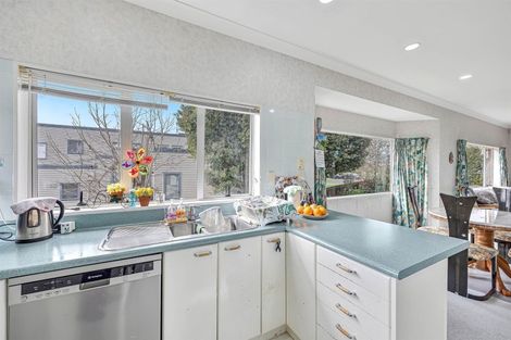 Photo of property in 10 Belvedere Court, West Harbour, Auckland, 0618