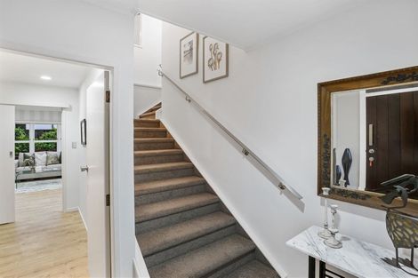 Photo of property in 2/14 Frieston Road, Milford, Auckland, 0620