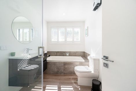 Photo of property in 6 Platinum Ridge, Wanaka, 9305