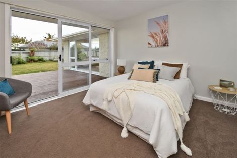 Photo of property in 33 Parnwell Street, Burwood, Christchurch, 8083