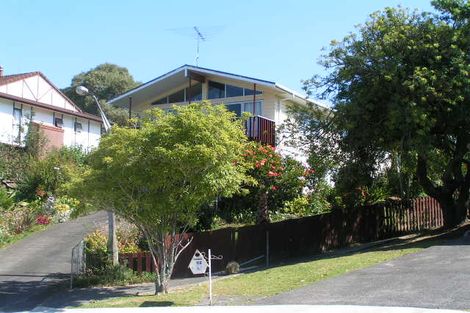 Photo of property in 14 Regal Place, Forrest Hill, Auckland, 0620