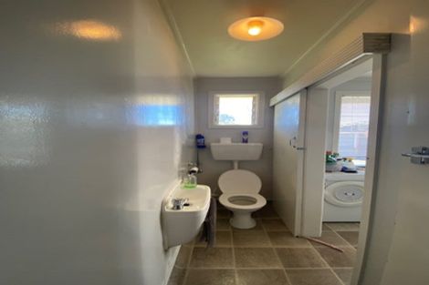 Photo of property in 28 Queenwood Avenue, Queenwood, Hamilton, 3210