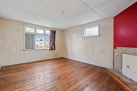 Photo of property in 161 Cambridge Street, Levin, 5510