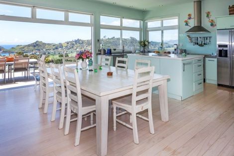 Photo of property in 69 Grange Road, Hahei, Whitianga, 3591