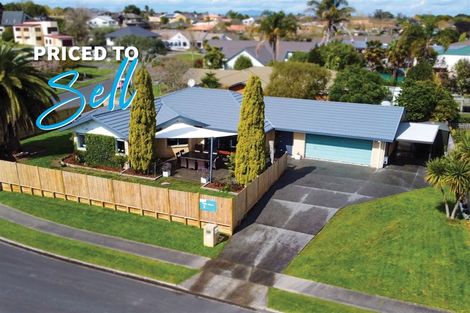 Photo of property in 1 Turnbury Court, Rototuna, Hamilton, 3210