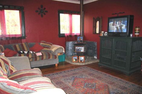 Photo of property in 80 Pipiroa Road, Ngatea, 3503