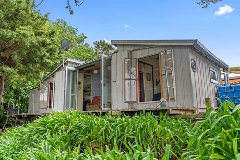 Photo of property in 429 Heatley Road, Whakapirau, Maungaturoto, 0583