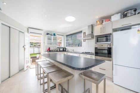 Photo of property in 18 Helvetia Grove, Naenae, Lower Hutt, 5011