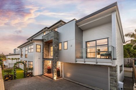 Photo of property in 6a Hanlon Crescent, Narrow Neck, Auckland, 0624