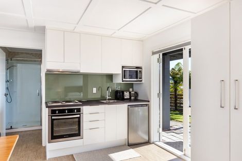 Photo of property in 358 Lake Terrace, Two Mile Bay, Taupo, 3330