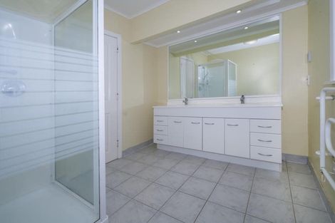 Photo of property in 28 Burnton Street, Epuni, Lower Hutt, 5011