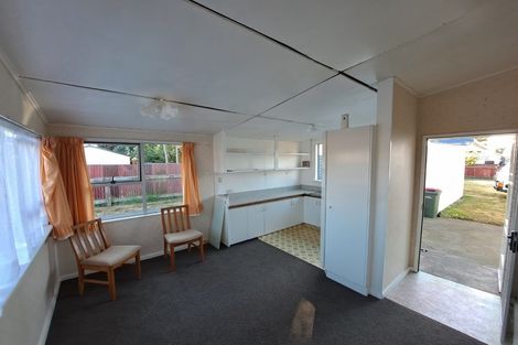 Photo of property in 43 Wynyard Street, Normanby, Hawera, 4614