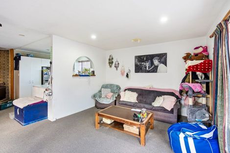 Photo of property in 97 Oakhampton Street, Hornby, Christchurch, 8042