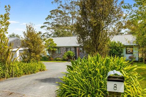 Photo of property in 8 Buckleys Track, Paremoremo, Auckland, 0632