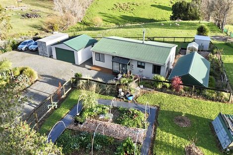 Photo of property in 1195a Pipiwai Road, Ruatangata West, Whangarei, 0176