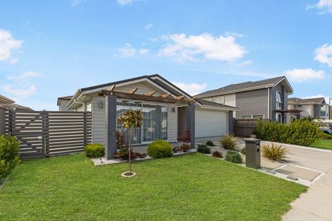 Photo of property in 19 Gum Spear Road, Takanini, 2112