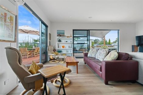 Photo of property in 114 Tamaki Road, Whangamata, 3620